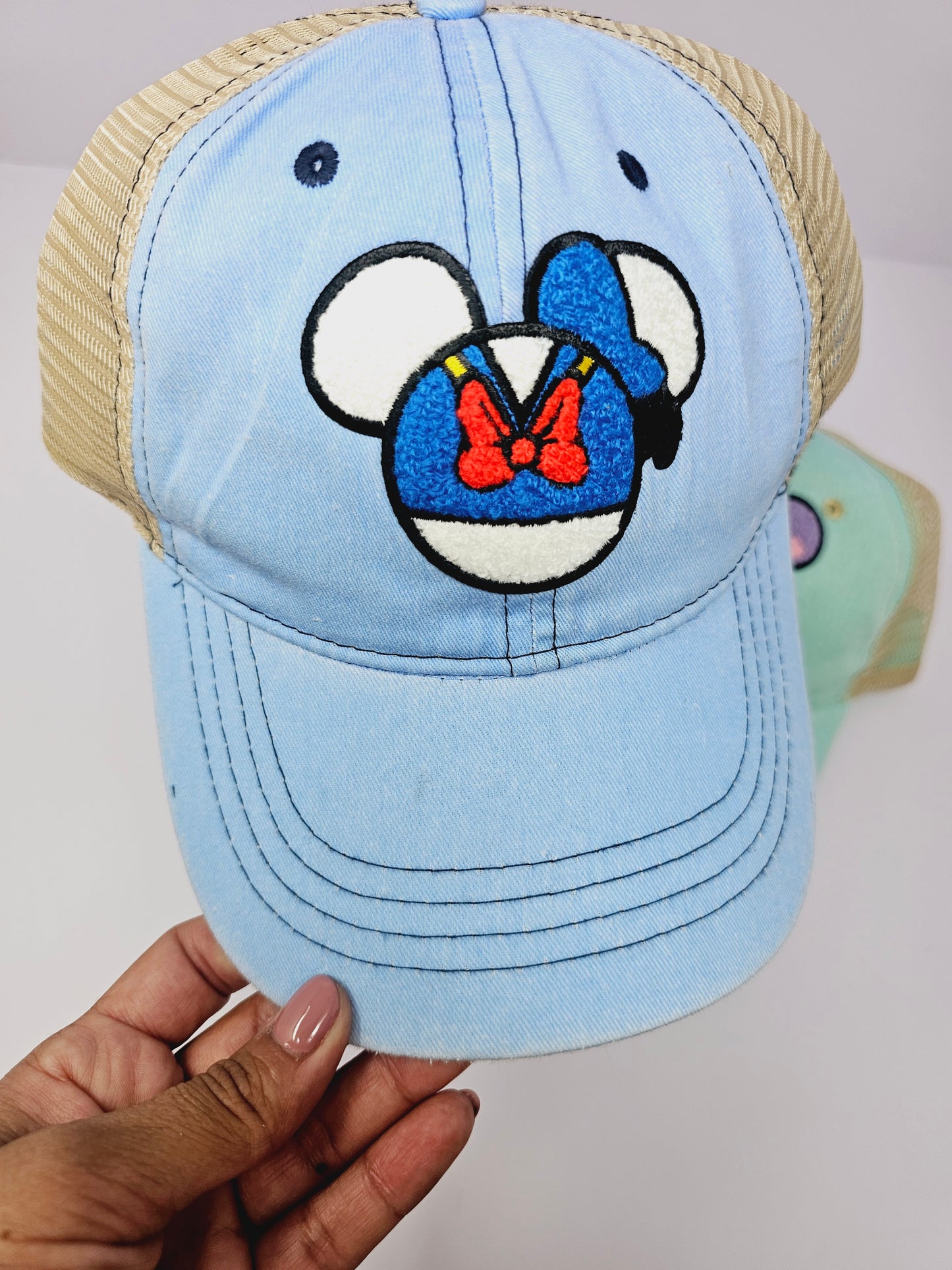 Blue Duck Head Trucker Hat